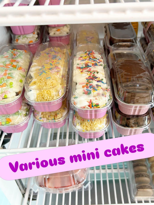Suga Mama’s mini cake tins in assorted flavors